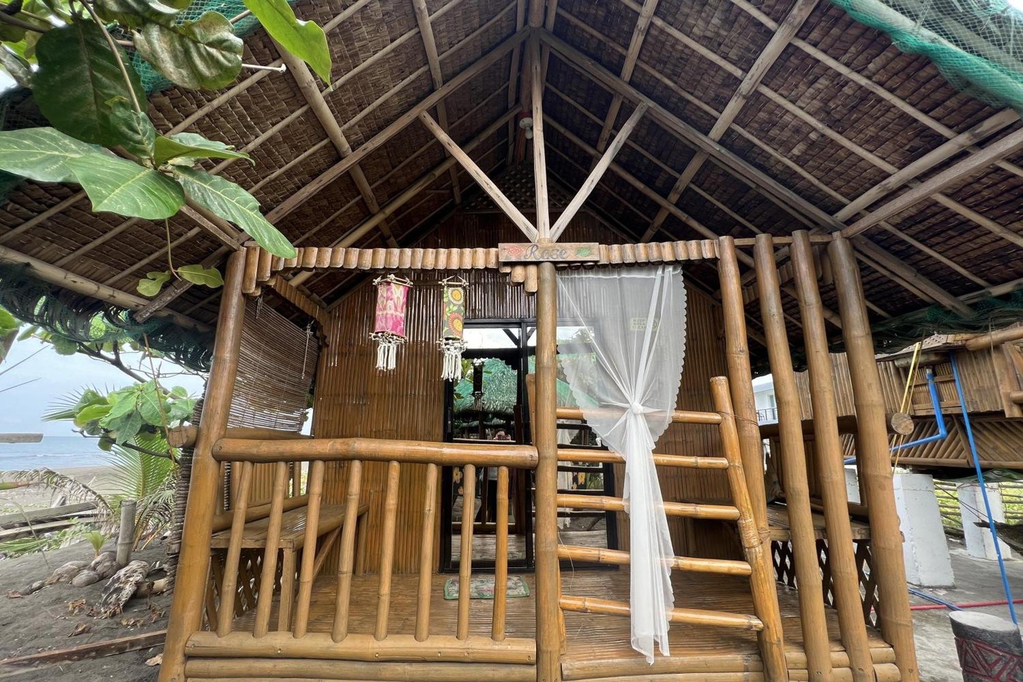 Lover'S Point Beach Front Resort ลีอัน ภายนอก รูปภาพ